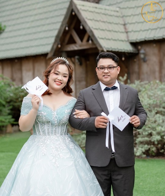 Áo cưới bigsize cho cô dâu 110 kí 